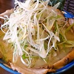 ら～めん蔵 - 山盛りねぎチャーシュー麺