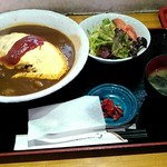 レストラン梢 - オムライスカレー