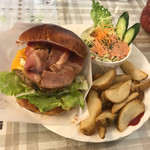 喫茶萩 - ボリューム満点のコンプリートセット