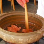 あん肝を鍋で溶けるまで･･･