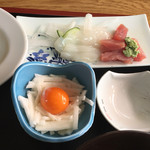 Numadate Shokudou - イカとマグロの赤身+長芋アップ