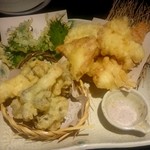 くいもの屋 わん - のどぐろと穂付筍の天婦羅 