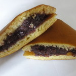 どらやきの断面