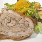 トラットリア ダイ パエサーニ - 豚肉のポルケッタ　￥2500？