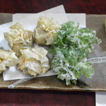 炭焼うなぎ ひつまぶし藤城 - いわし湯葉揚げ