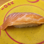スシロー - サーモン100円