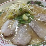 中華そば 陽気 - ラーメンちょっとアップ