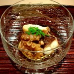 東麻布 天本 - イイダコ煮(唐津)