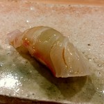 東麻布 天本 - マダイ(玄界灘)