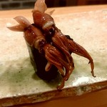 東麻布 天本 - ホタルイカ(富山)藁燻り