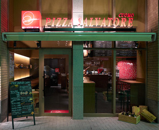 PIZZA SALVATORE CUOMO - 外観①