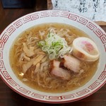 おお田ラーメン店 - 淡口らーめん(500円)です。