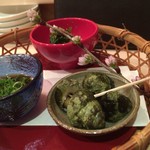 にかい笹木 - 先付け(つぶ貝、なまこ酢、芹等の青菜)