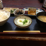 瑞穂 - サバの煮付け定食（700円）