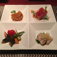 フーロン - 前菜盛り合せ 2000円