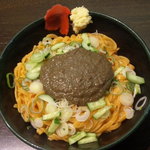 じゃじゃ麺と酒の肴 喜作 - 赤じゃじゃ麺（特大）