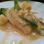 赤白 ホワイティ梅田店