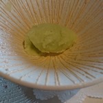 日和庵 - ２つあったけど１つ食べてしまった。口直しとは思えない美味しさ。