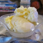 灯 - バニラアイス