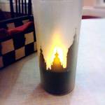イタリアン カフェレストラン アペティート - テーブルの電気蝋燭