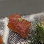 あもん ヨコ - ３種のスモークサーモン　ズームアップ