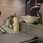 あもん ヨコ - 店内の様子