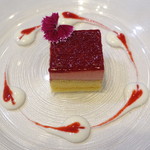 レストラン エフ アオヤマ - ガトーフランボワーズ
