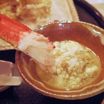 と村 - 茹でたてのばん蟹と蟹味噌