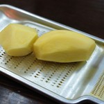 山とも - 卓上には生姜がスタンバイしていました