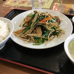 満福 - ニラレバ炒め定食