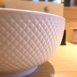 姫路麺哲 - ローレット模様のオシャレな器外面
