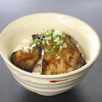 文炎 - 炙りチャーシュー丼