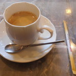 嵯峨沢館 - 朝ラウンジでのコーヒー