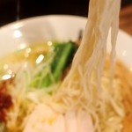 麺's食堂 粋蓮 - リフト