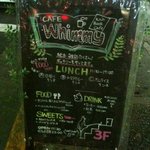 cafe whimmy - この看板が目印