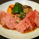 Misono Yakiniku Ten - 上カルビ野菜つき