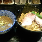 味玉つけ麺（950円）