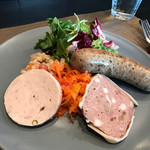 OGINO organic Restaurant - ランチ前菜の【OGINO特製前菜盛り合わせ】のアップ。