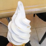 三星 春日店 - ソフトクリーム半額券利用で108円　