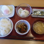 盛岡月が丘食堂 - 朝食セット（３５０円）