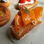 トラン・ブルー - デコポンのペストリー