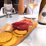 Il Lupino Trattoria & Wine Bar - 