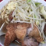 ラーメン二郎 - 小ラーメンブタダブル+ニンニク