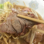 ラーメン二郎 - ブタ箸上げ