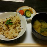 北新地 穂の河 - じゃこ飯・赤だし・漬物