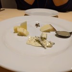 エノテカラウラ - チーズ