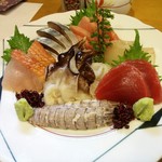 魚屋 小次朗 - お刺身盛り合わせ