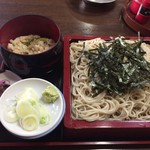 ともえ屋 - ざるとかやく御飯セット