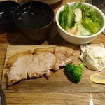 肉のとみい - 