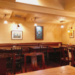 ひいらぎ - 半世紀以上の歴史があるレトロな雰囲気の店内